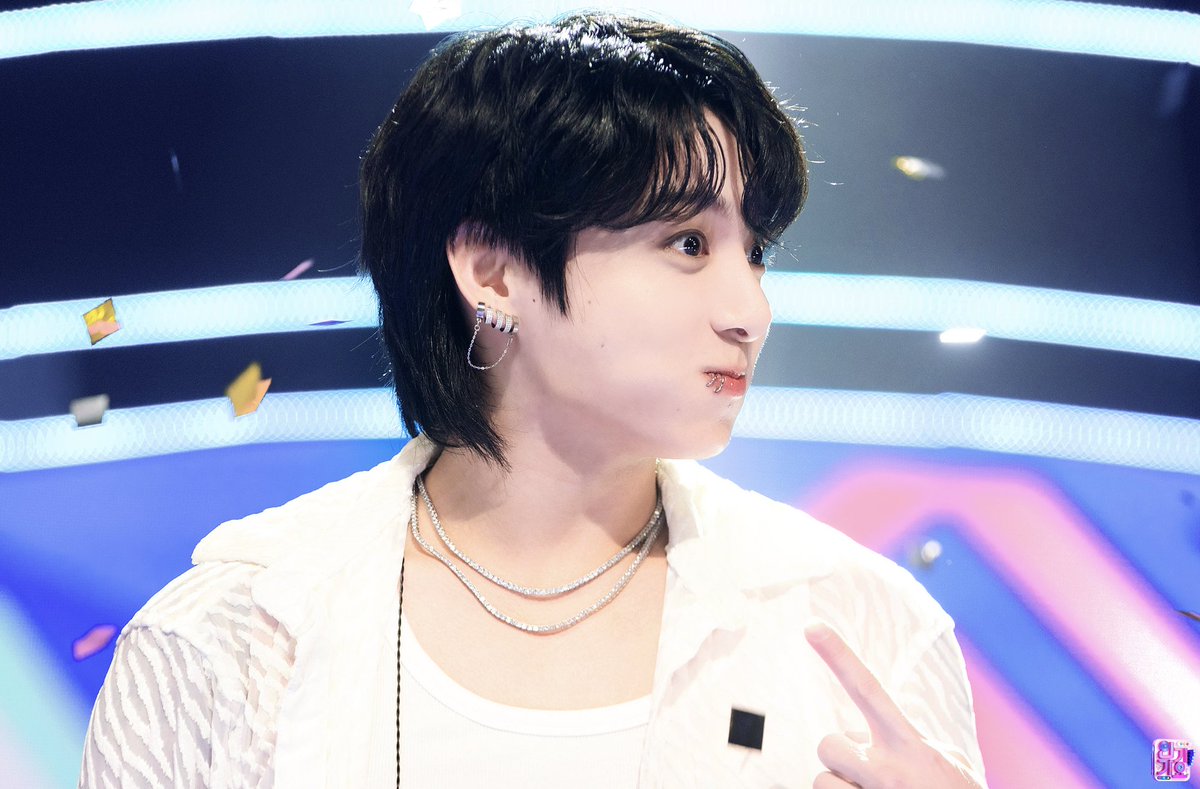charts_k's tweet photo. Jungkook becomes the first male soloist to earn a Triple Crown on a music show in 2023! 

#Seven5thWin https://t.co/tMwklJibnn