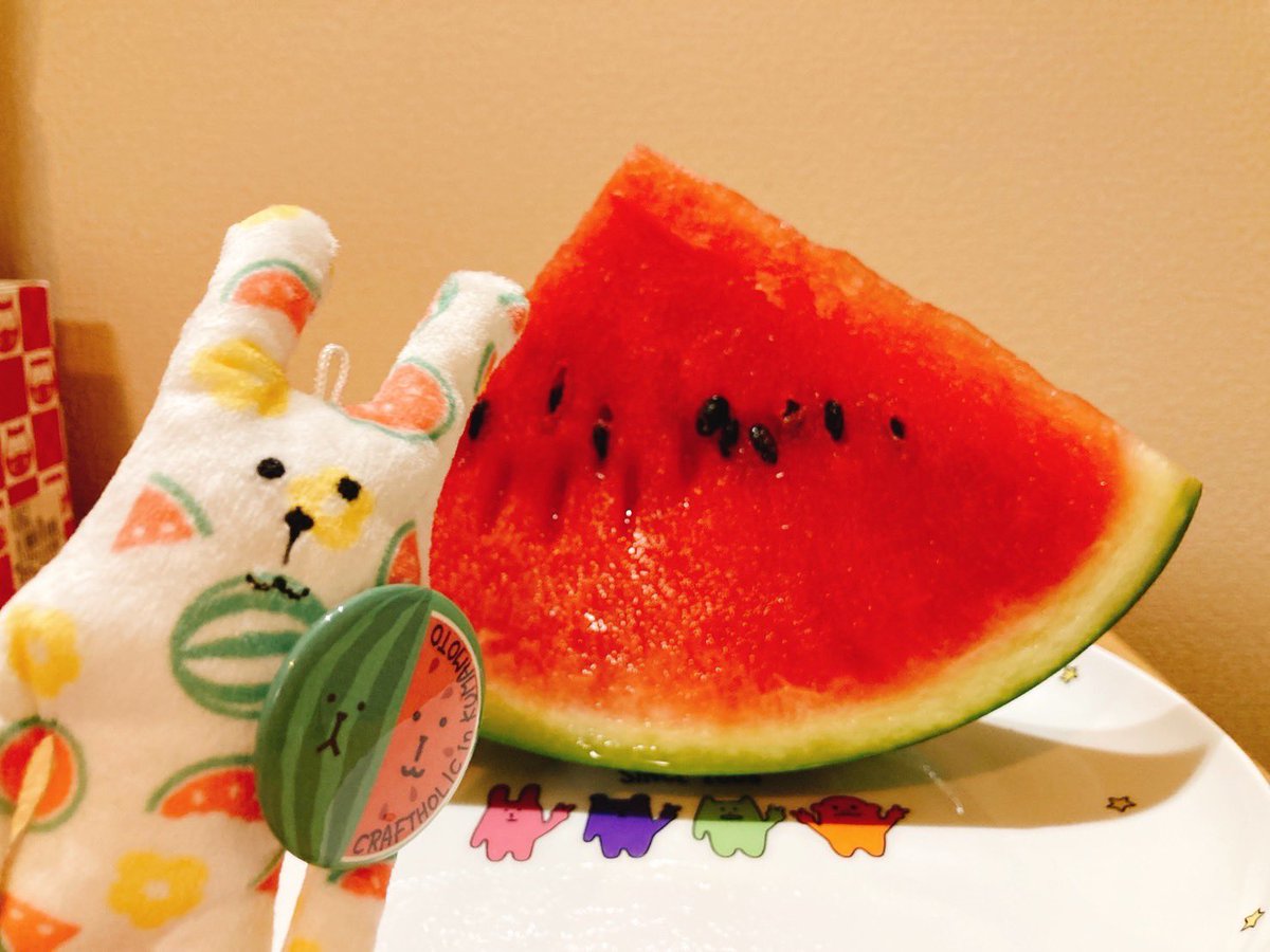 usakichi59's tweet photo. スイカが美味しい季節です。
#スイカ　#西瓜　#ご当地クラフトホリック　#熊本 https://t.co/kp8x94XtUD
