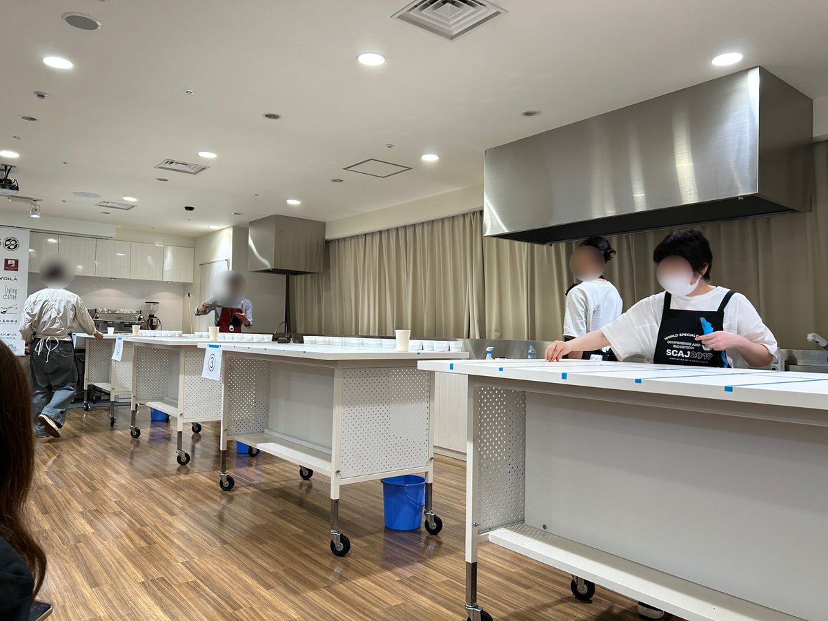 密かに参加していた利きコーヒー選手権｢ジャパンカップテイスターズ2023｣

6分15秒8問正解で予選通過しました。

次は9/29(金)にSCAJで行われる準決勝にクソダサTシャツ連れていきます。
 #百鬼組