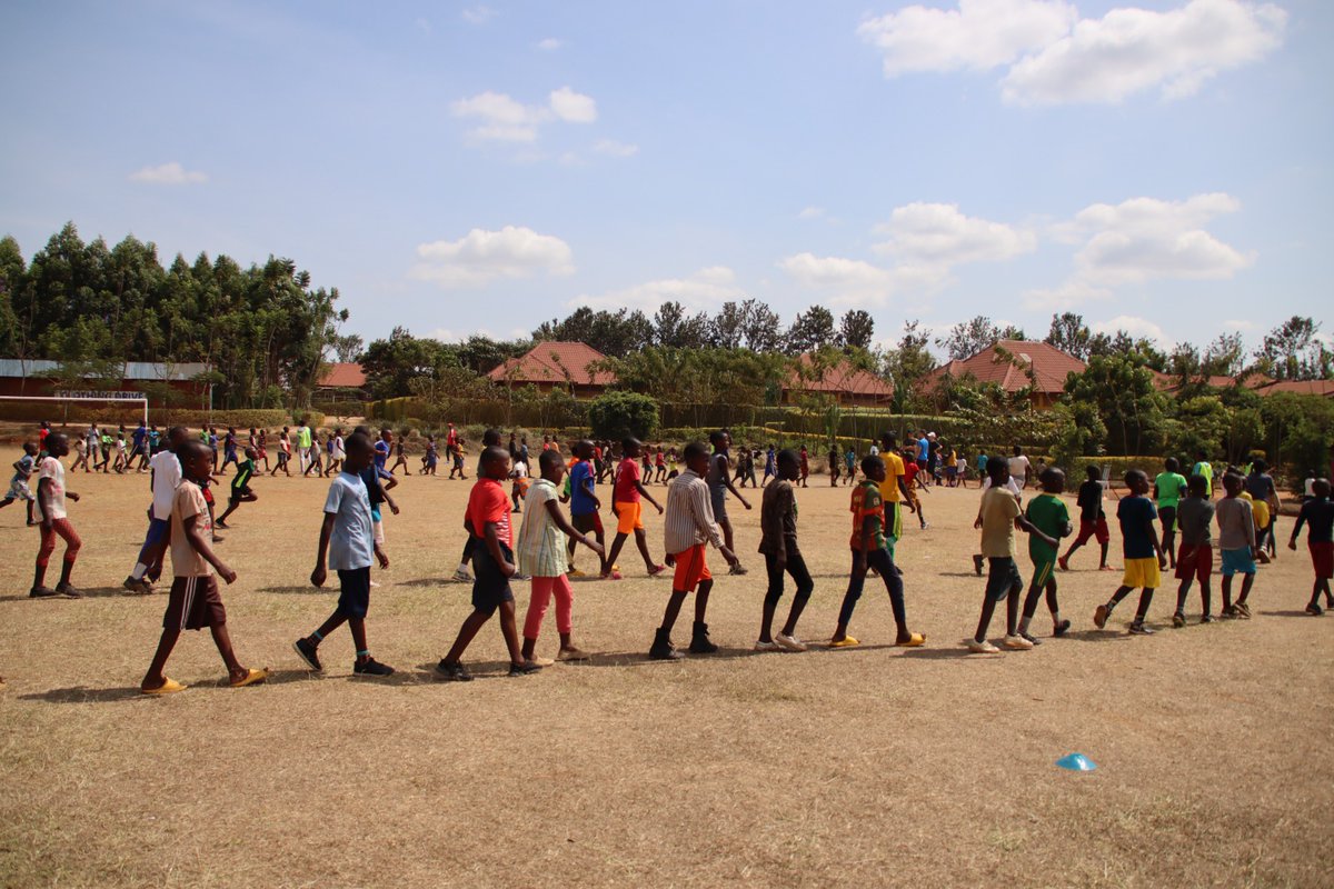 GSF_RC's tweet photo. Day 7 at our #YouthSummerSportCamp has been an incredible mix of excitement and relaxation! The kids and coaches showed their competitive spirit in thrilling running competitions, pushing their limits and cheering each other on!
Today's value is GRATITUDE
#Runbugesera #sports https://t.co/Osj7zojJ6S
