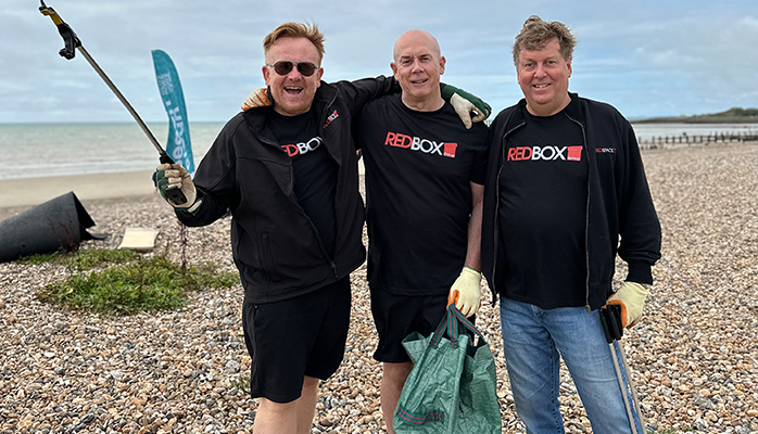 REDBOX_office's tweet photo. Some of the REDBOX team took part in a beach clean at Littlehampton with @mcsuk. We spent the day removing 23kg of litter that harms our marine life &amp; pollutes our ocean and provided vital data to fuel the Marine Conservation Society’s litter campaigns to help affect real change. https://t.co/lFAnbcSDkh