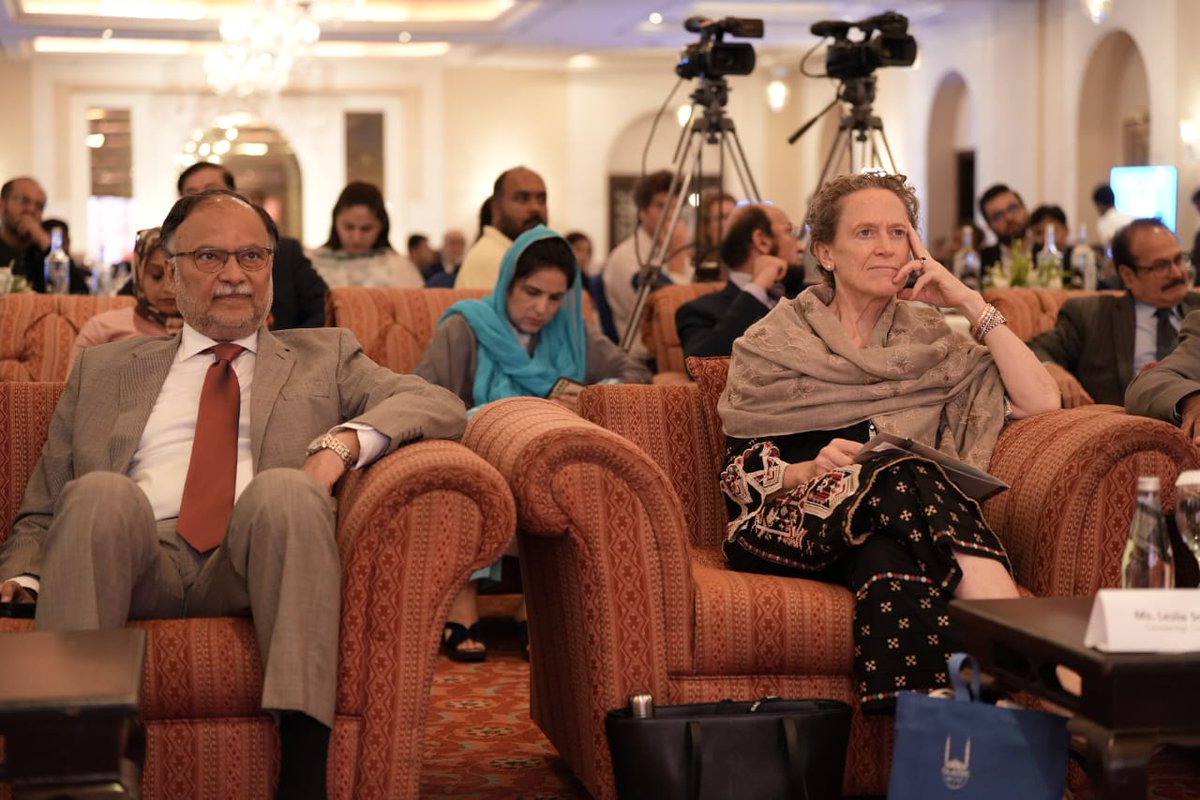 CanHCPakistan's tweet photo. “Commitments from the world community can only be fruitful when our actions are taken in partnership with affected and vulnerable communities.” Remarks by Her Excellency @Scanlon_Leslie at #RhetoricToReality #ClimateChangeDialogue  
#OneYearOn
#DisasterToHope
#CommunityEngagement https://t.co/ZfCWkw3TGQ