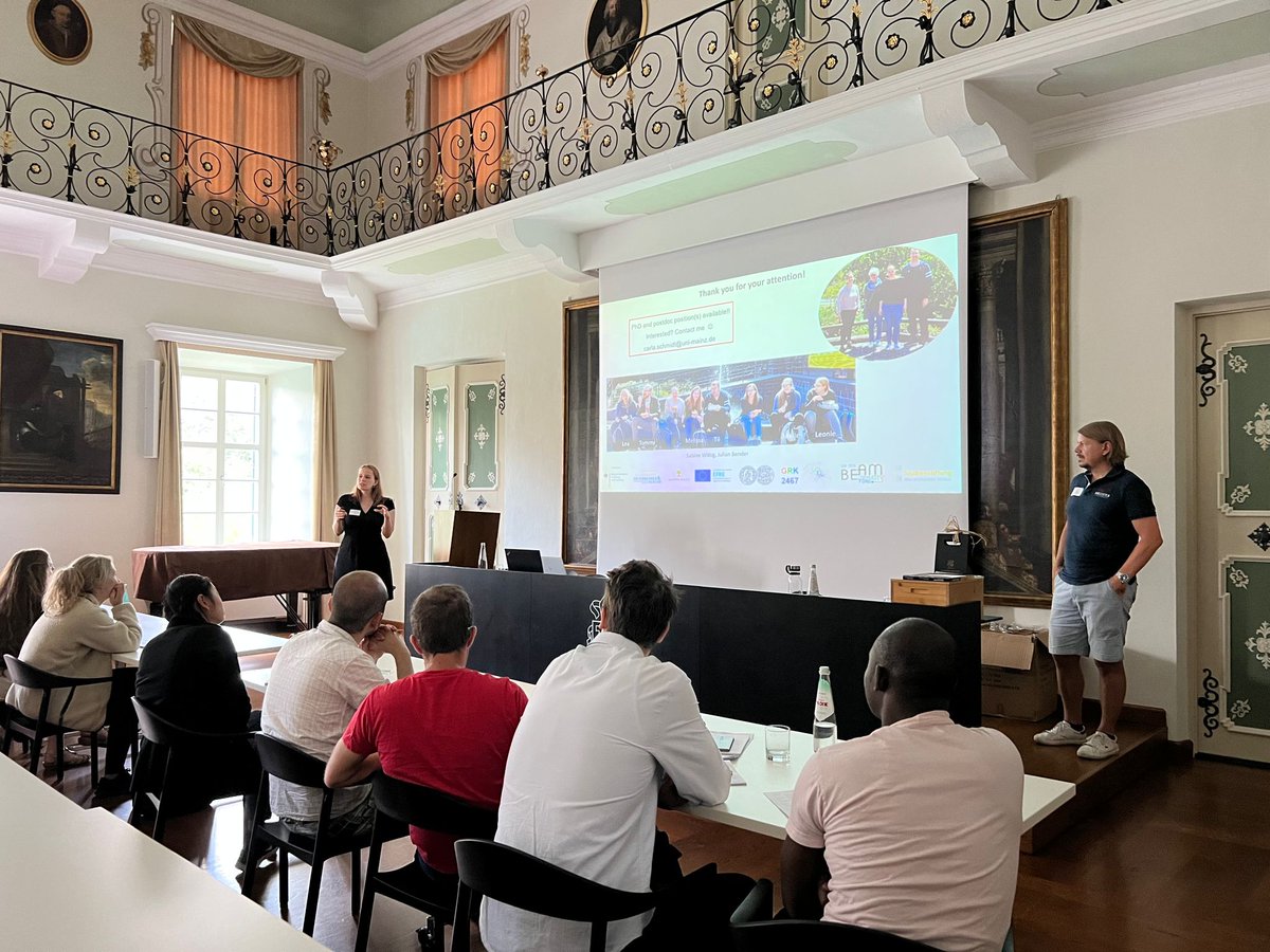 RubBritta's tweet photo. Carla Schmidt educating us on the perks of cross linking MS and even better she is looking for motivated students to start their PhD!
#brixenproteomics https://t.co/49dpSZKQ7t