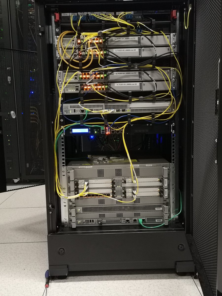 Ça PING 🚀#Network #Cisco #Fiber #Datacenter