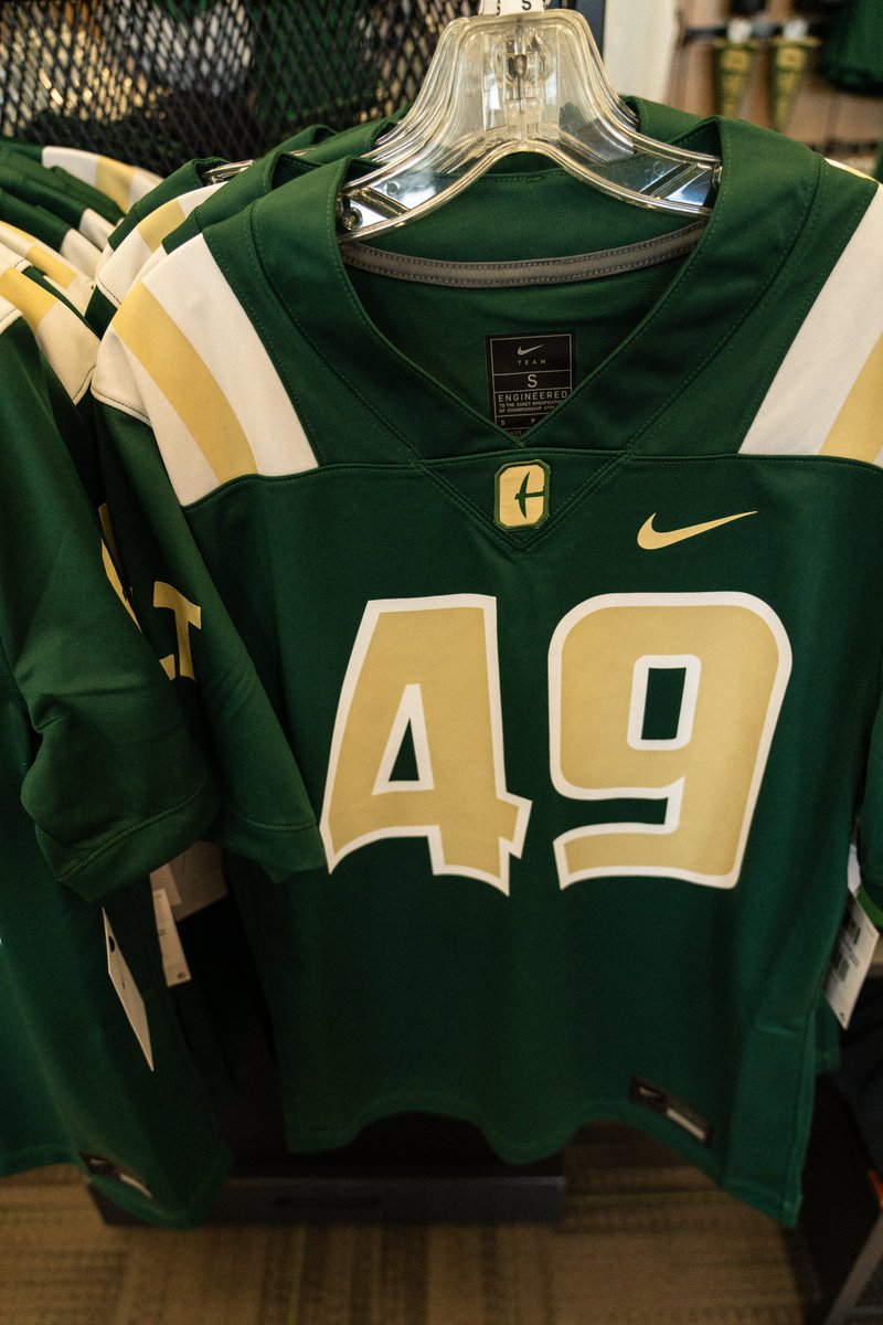Charlotte49ers's tweet photo. Good morning Niner Nation! ☀️

Are you gameday ready? 

If not head to the bookstore to get your gear before the first game on September 2nd! https://t.co/Ud0hMyUMCT