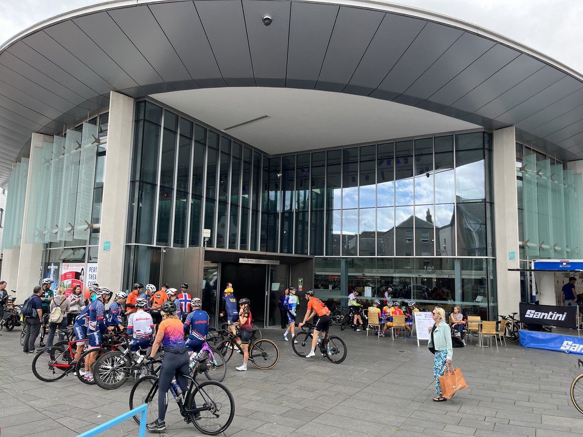 Registration is buzzing with riders from all over the world  signing on for tomorrow!

But please remember, the roads are open and you must obey all traffic regulations in town... 👮‍♂️😉