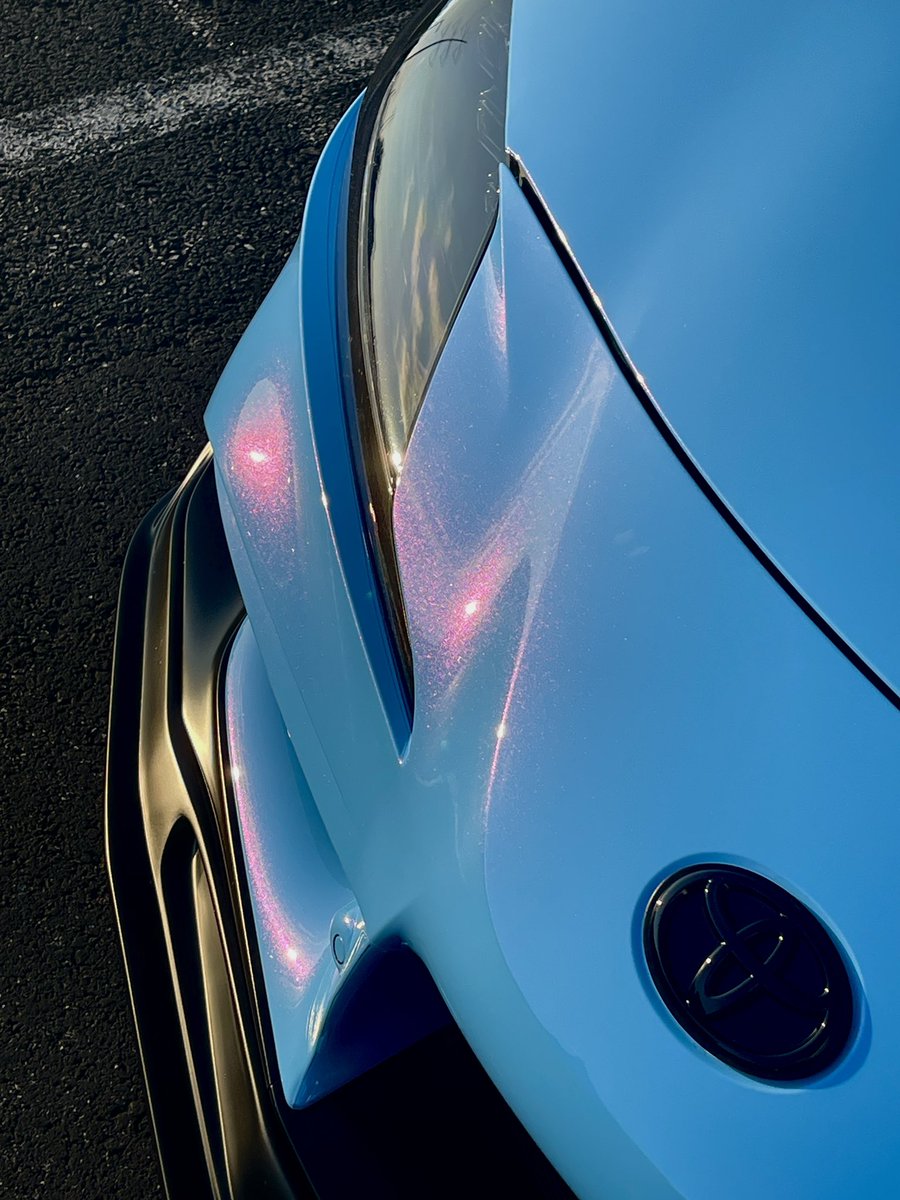 BunnyHop's tweet photo. what color should I make the lights? https://t.co/xpUnUnjQkb