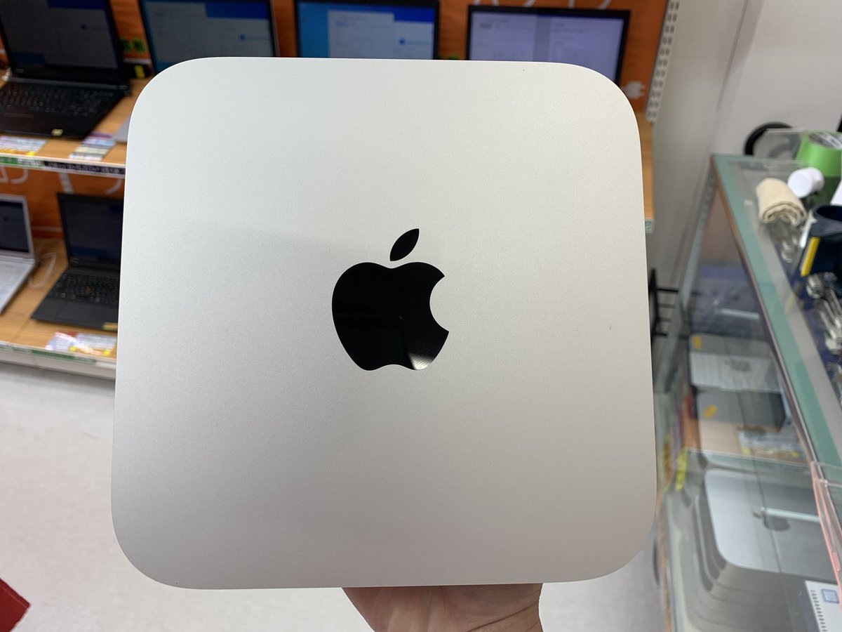 PCcomfullAKB4's tweet photo. 今週の秋葉原4号店限定セール！
④【Macmini A1347 Late 2014】
超激安のマックミニ！！第4世代i5搭載のLate 2014！！
軽くネットサーフィンや動画視聴をするのにピッタリ✨試しにMac mini買ってみようかな...てのも大歓迎🤗
OSはBig Surまで対応！

9台限定！
#Apple #Macmini2014 #ミニデスク https://t.co/M4IyQSorzd
