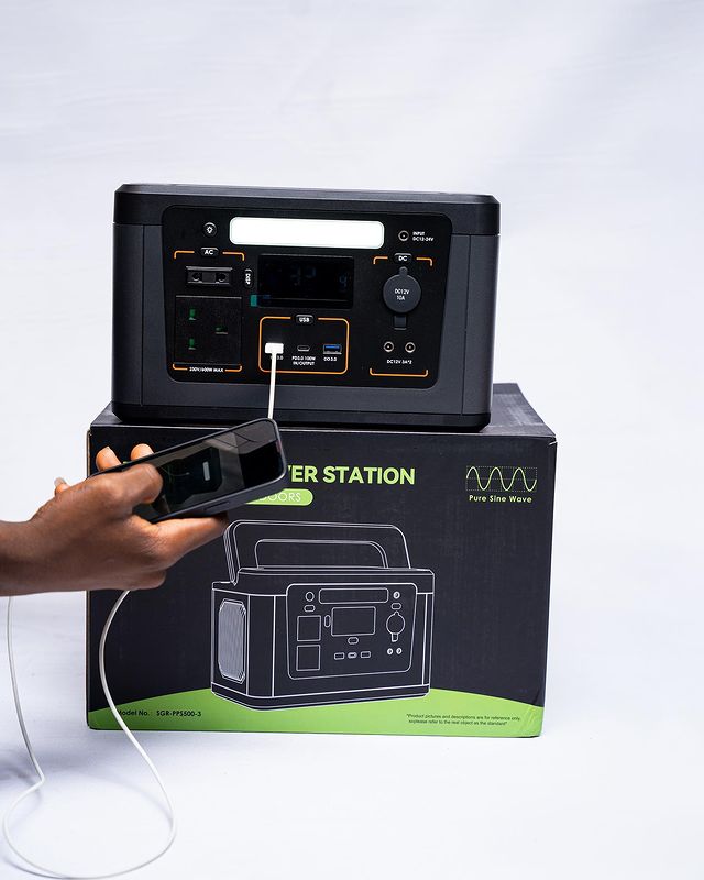 You don't have to worry anymore about power supply. 

With the Vectar Eco Midi, you get to charge your gadgets, devices and stay productive all day!

Send a DM to buy now or Click the link in the bio

#portablepowerstation #workfromhome #solarpanelinstallation #powerstation