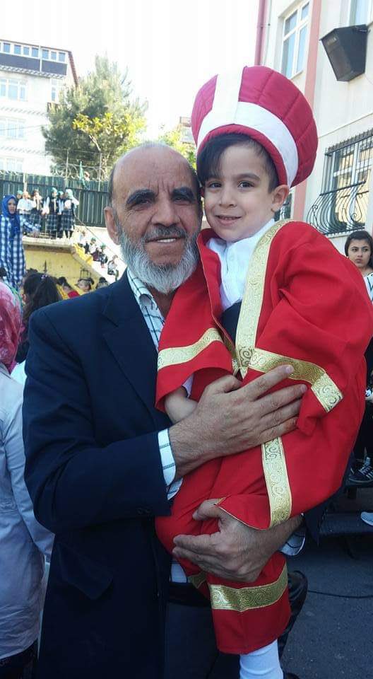 Yıldırım mahalle teşkilatımızın emektarlarından Ali Fuat Alpaslan ağabeyin vefatı bizleri derinden üzmüştür.
Merhuma Allah'tan rahmet ailesine sevenlerine başsağlığı dilerim…