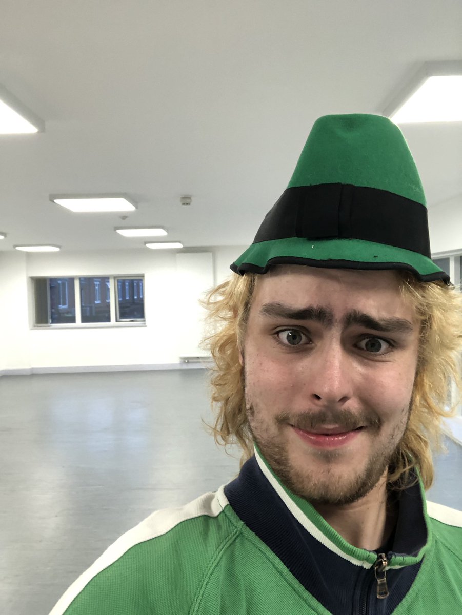 18 month old Thug tweet media