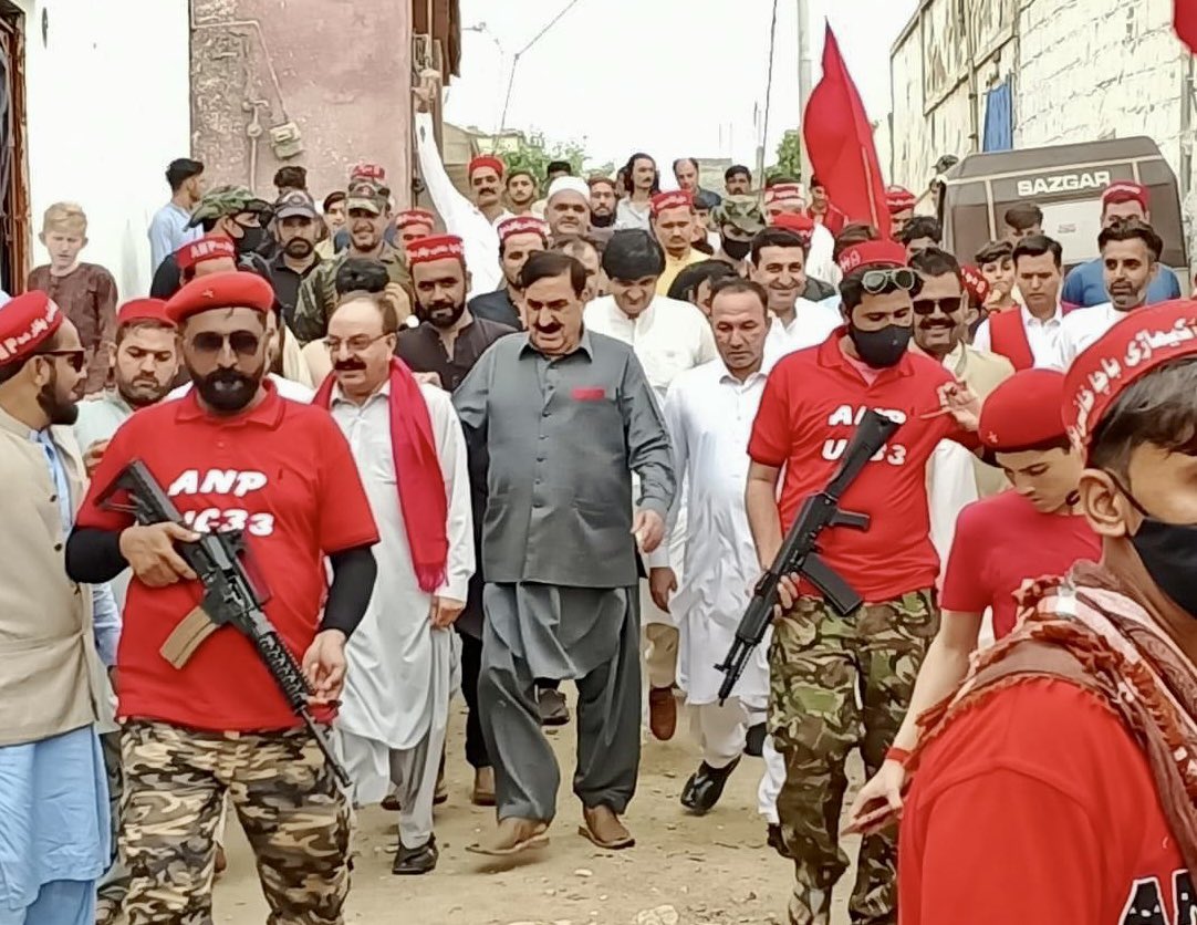 YounasBuneri's tweet photo. نن گرزم کور پہ کور دا قام زلمیان راٹولوم
ملی وحدت دا پارہ عاشقان راٹولوم 🚩
#ANP
#ShahiSyed
#younasbunairee
#ANPTheOnlyHope https://t.co/w0u360Uj73