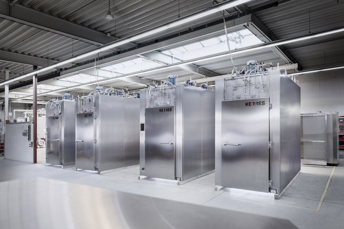 kerresgroup's tweet image. The #highestPerforming #chambers are made by #Kerres

All our Combine chambers are suitable for a wide range of applications from smoked bacon, ham, salmon &amp;amp; fish to steam cooking and roasting.
 #foodsystems #smoking #bestquality #madeingermany