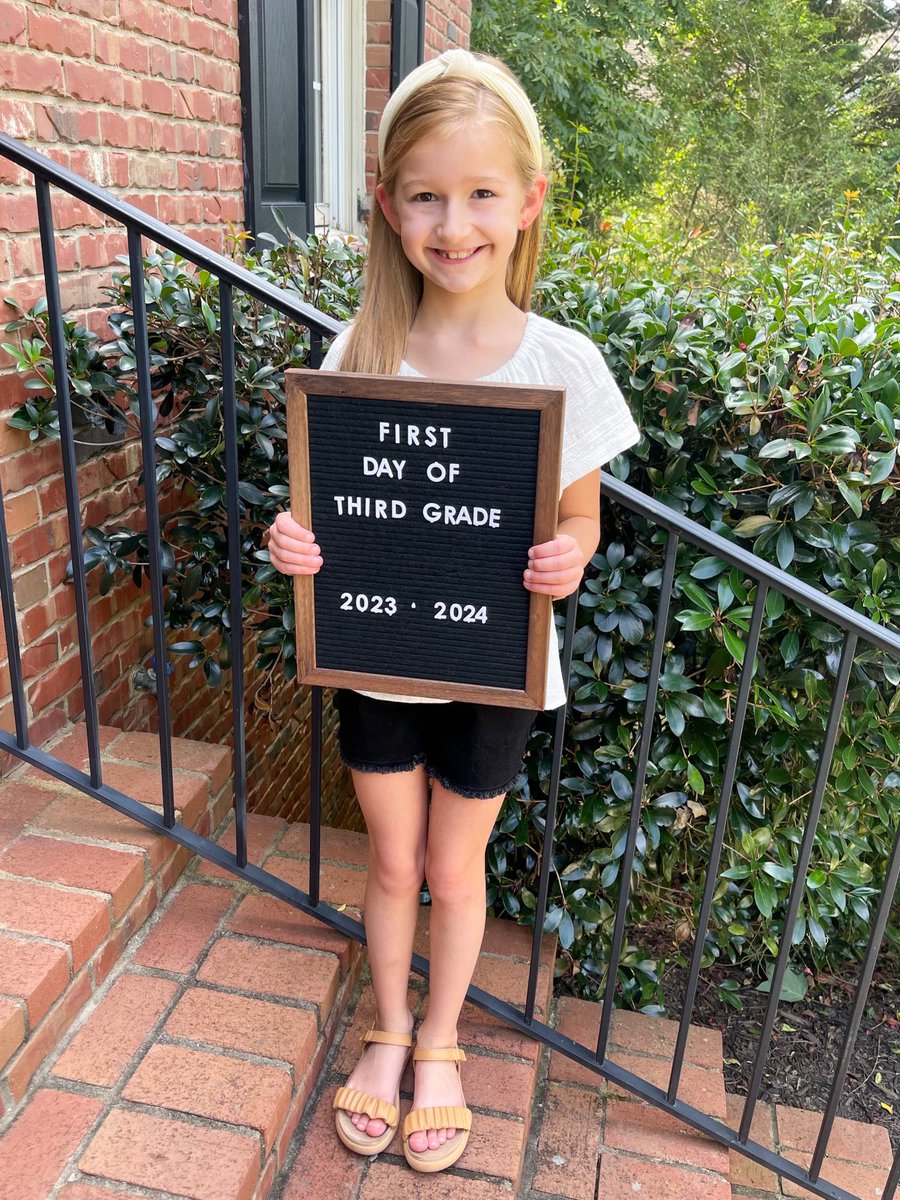 BoBrison_WFHS's tweet image. Excited for the first day of school! #FCS2324