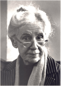 DuncanFiedler's tweet photo. "Stand before the people you fear and speak your mind - even if your voice shakes." - American activist Maggie Kuhn #BotD https://t.co/f5jo8ZRPS8