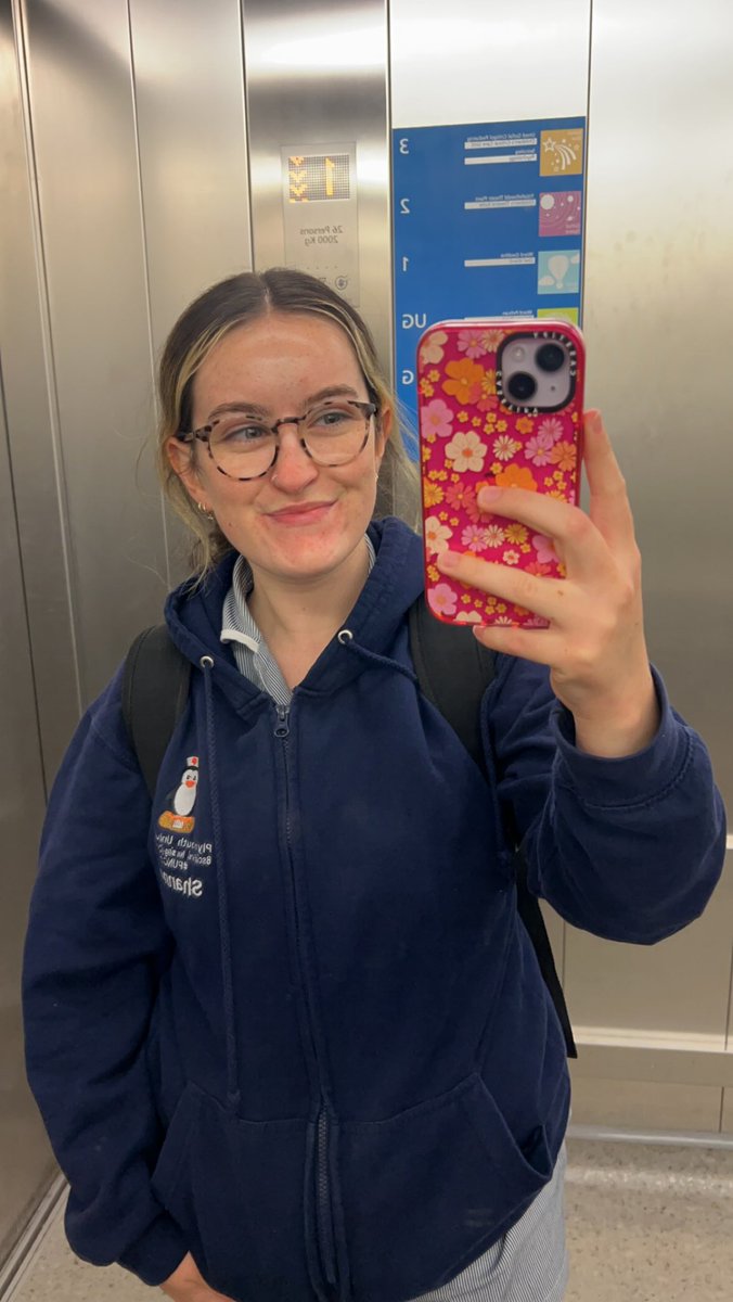 ShanPunc21's tweet photo. Still can’t believe the end of my amazing 3 week optional at @noahsarkcharity marks the end of 2nd year! Here’s to beating the second year blues🥰✨ https://t.co/IAGgcwOgoy