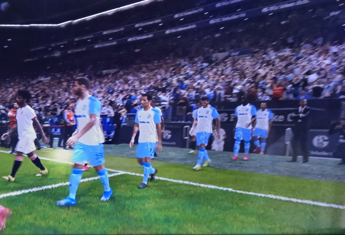 peri_cor's tweet photo. Schalke 04 season 23/24 away kit thanks to
@PESMasterSite (Petermaster in Showcase) #eFootball2023 #PES2021 #pes #konami #editkits #Bundesliga #kits #kit #Schalke #Schalke04 
@HLX_Kits
@Marwal_Pes
@BestPESKits
@play_eFootball
@PeSoccerWorld
@MarcosTAMPES
@EditemosPES
@JU_kitmaker https://t.co/pA0Bk8A8aL