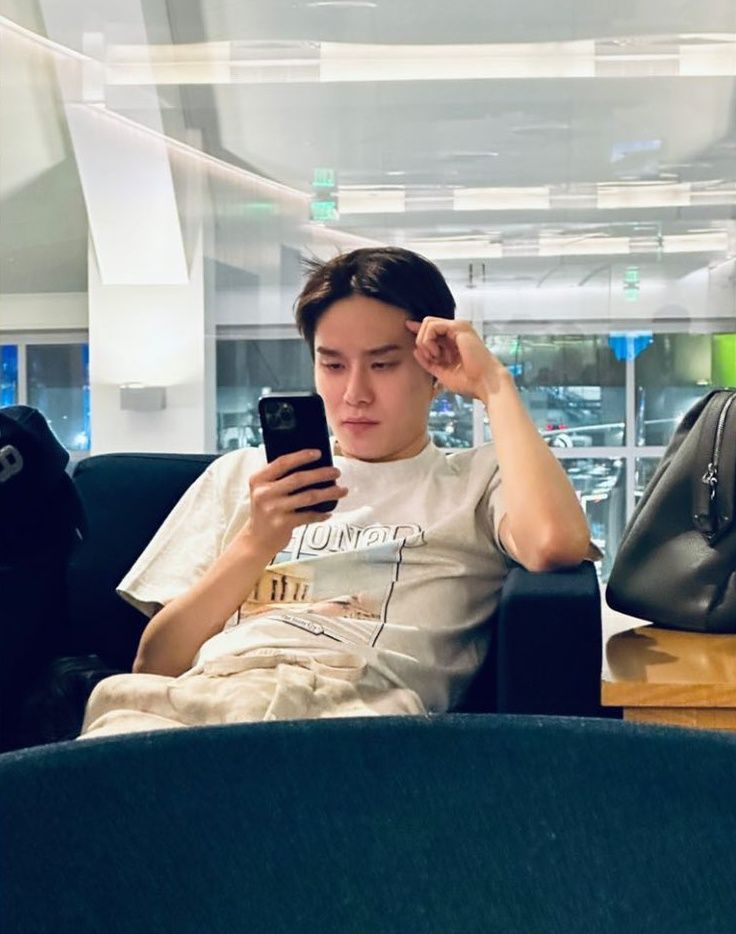 ؘ (@saintpique) on Twitter photo 