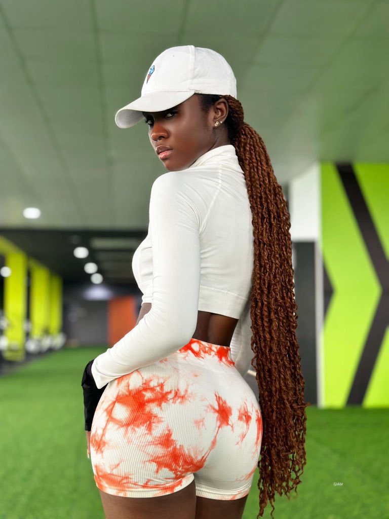 PulseGhana's tweet photo. Guess the celeb 🤔😉

#PulseCelebs https://t.co/zV9aDKPTwC