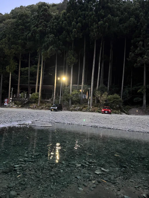今日は初めてナイター管釣りに行ってみた。独特のドキドキ感はあるけどやはりルアーとラインが見えないのはストレスであった。釣果はまあまあ#ゆ～のすフィッシング 