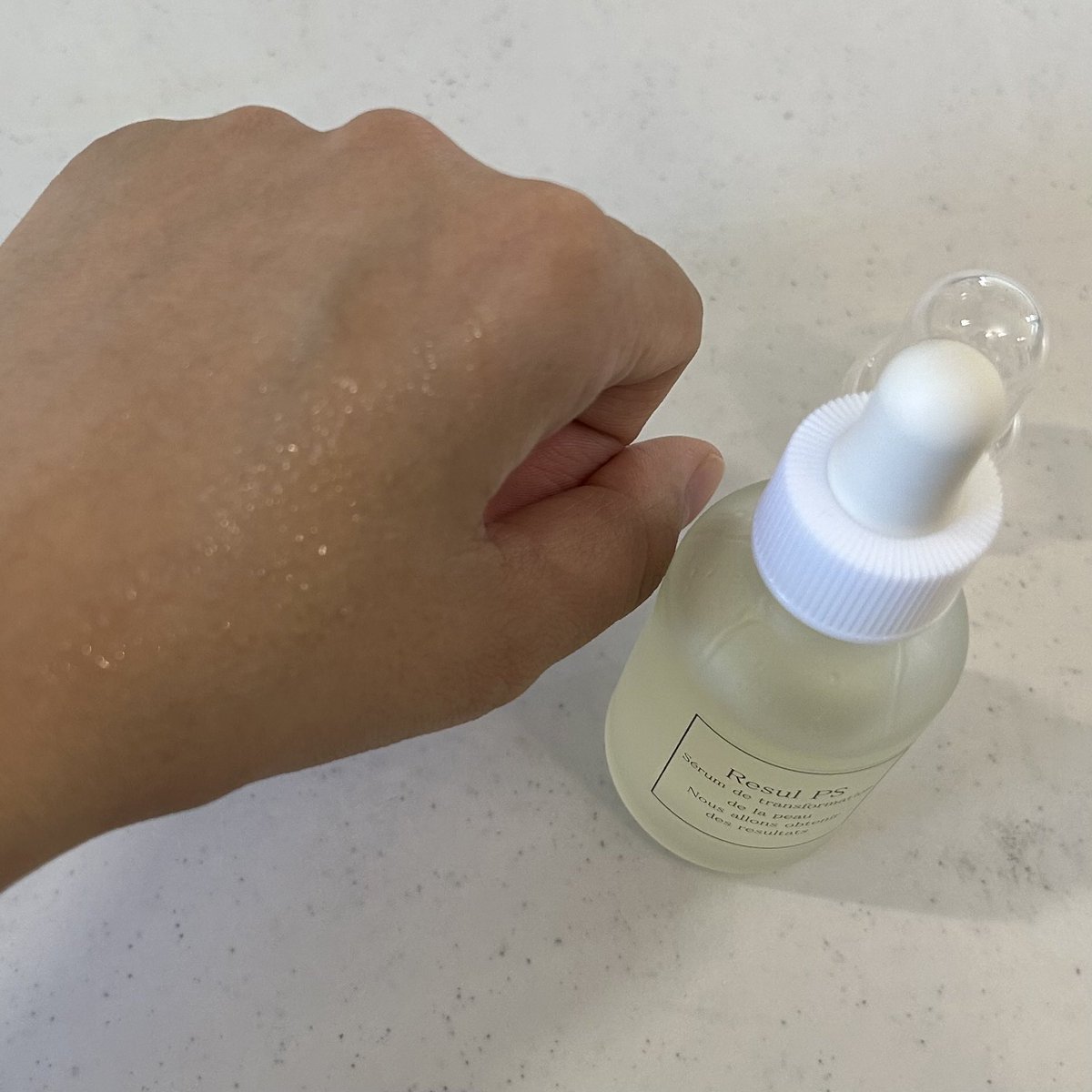 k1___y3's tweet photo. 調整できるので使いやすいです🎶
ビタミンCがたっぷり配合されているので
とってもお肌に良いですね❁
美白効果も期待できるところが嬉しい!!
おすすめ商品なのでぜひぜひ
チェックしてみてくださいね🫶
#コエタス #PR #美容液 #スキンケア #resulps https://t.co/fqshP6Ioz2