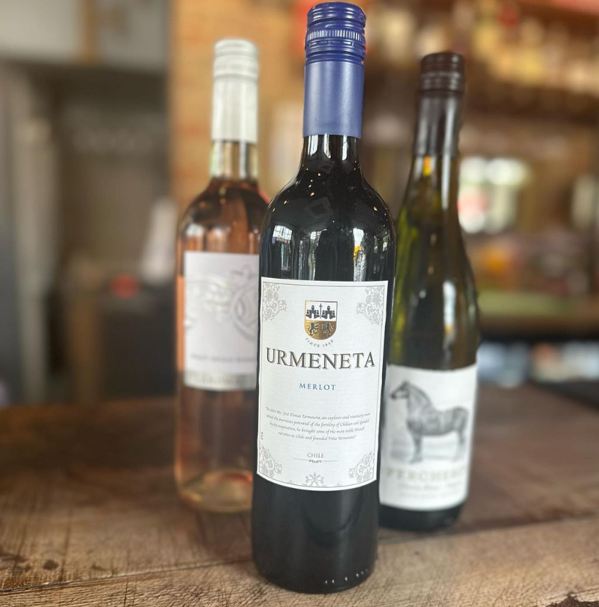 ThePantiles's tweet photo. Did you know a glass of #Merlot, Chenin Viognier or #PinotGrigio Rosato is only £3 during #HappyHour at @FramptonsTW on The Pantiles? 🍷

Every Monday to Friday 4pm to 6pm! 💫

PLUS £3 Amstel &amp; 2 for £12 on selected cocktails. 

#framptons #thepantiles #tunbridgewells https://t.co/0ULfYgDymB