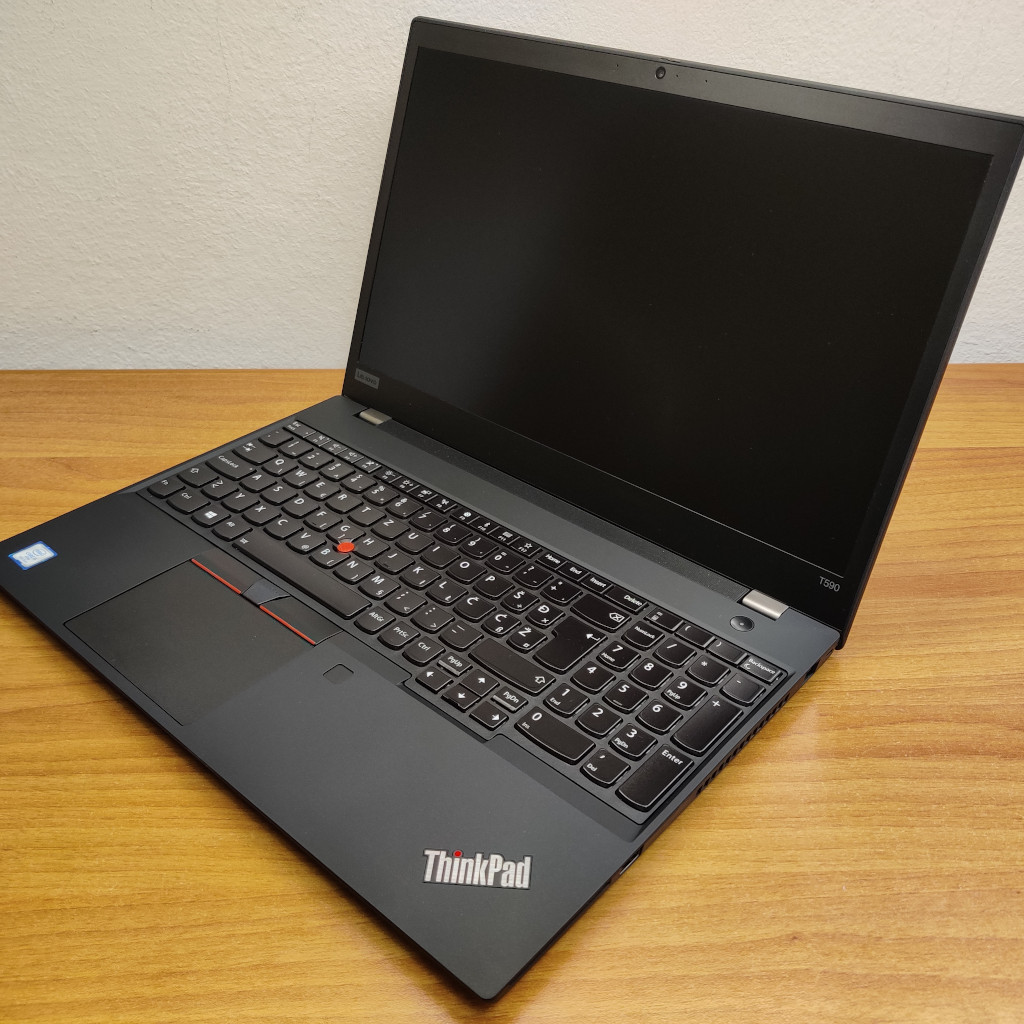 Vrhunski 15" laptop - Lenovo ThinkPad T590

Refurbished Lenovo ThinkPad T590
i5/i7 8. generacije, 8+ GB RAM, 256+ GB NVMe SSD, Intel/nVidia grafika, FullHD 1920x1080, Win 10/11, 2+ godine jamstva
od 410 € + PDV

Detalji: refurbished.com.hr/stanje 
refurbished@elin.hr