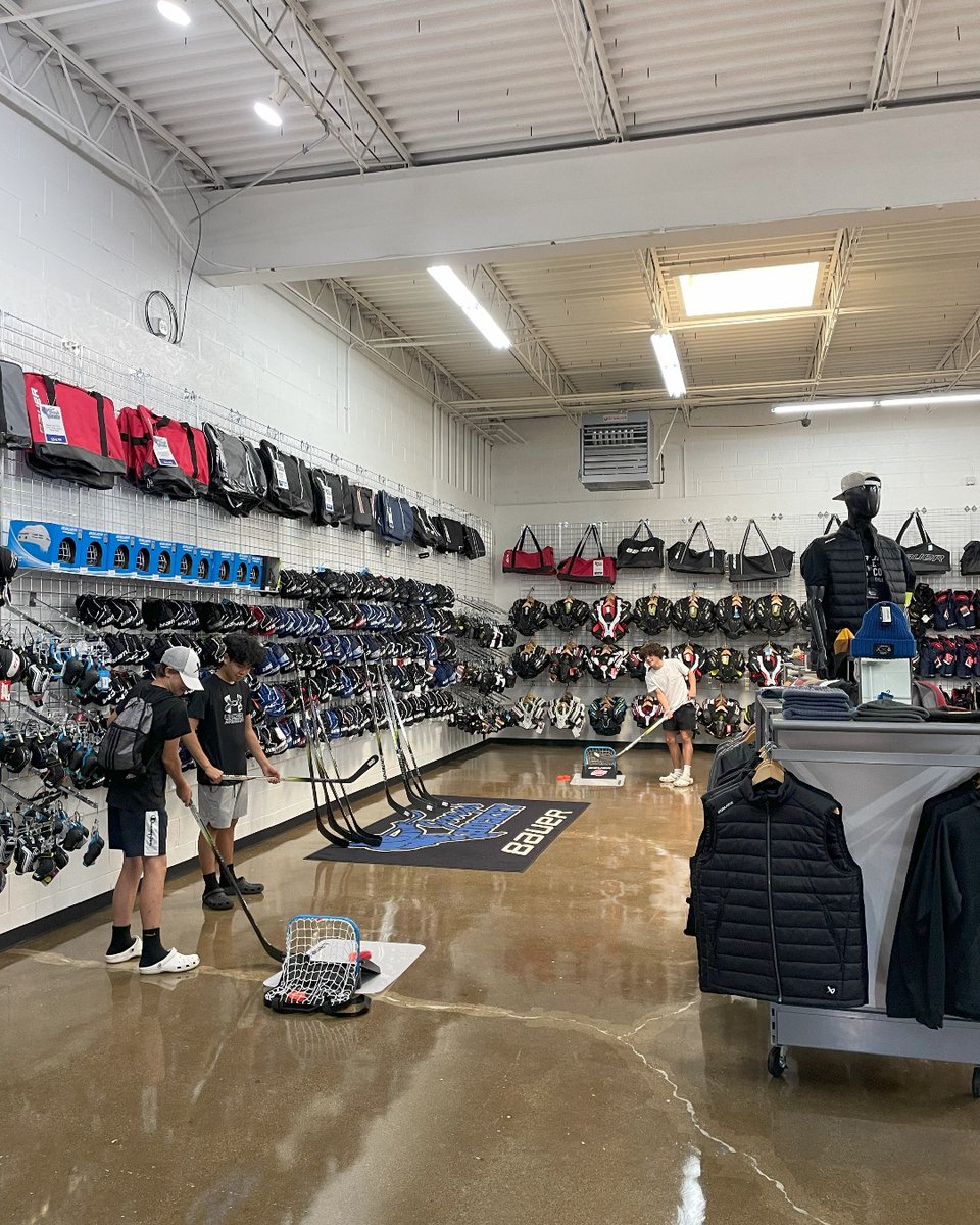 **Last HypeFest in the area**
Saturday, August 5th, at Jerry's Hockey Carpentersville.
<a href="/BauerHockey/">BAUER Hockey</a> #HypeFest
#BauerHockey #ThankYou #SupportLocal #CommunityEvent #Prizes