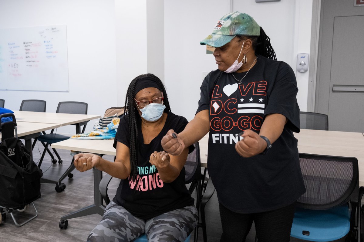 BreadfortheCity's tweet photo. π Exciting workshops and events ahead! Join us this month at Bread for the City β‘οΈ https://t.co/SOQMNbjX7f #FreeEventsDC https://t.co/nkAzzuaAjR