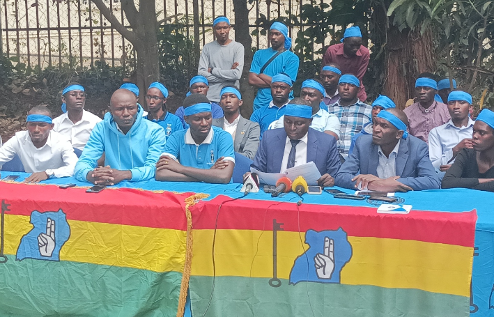 luna_apio's tweet photo. FDC leaders urge members to avoid participating in the ongoing leadership selection, citing fraudulent practices supervised by Nandala Mafabi and Patrick Oboi Amuriat. #FDC #LeadershipSelection https://t.co/dQqyKqa24O