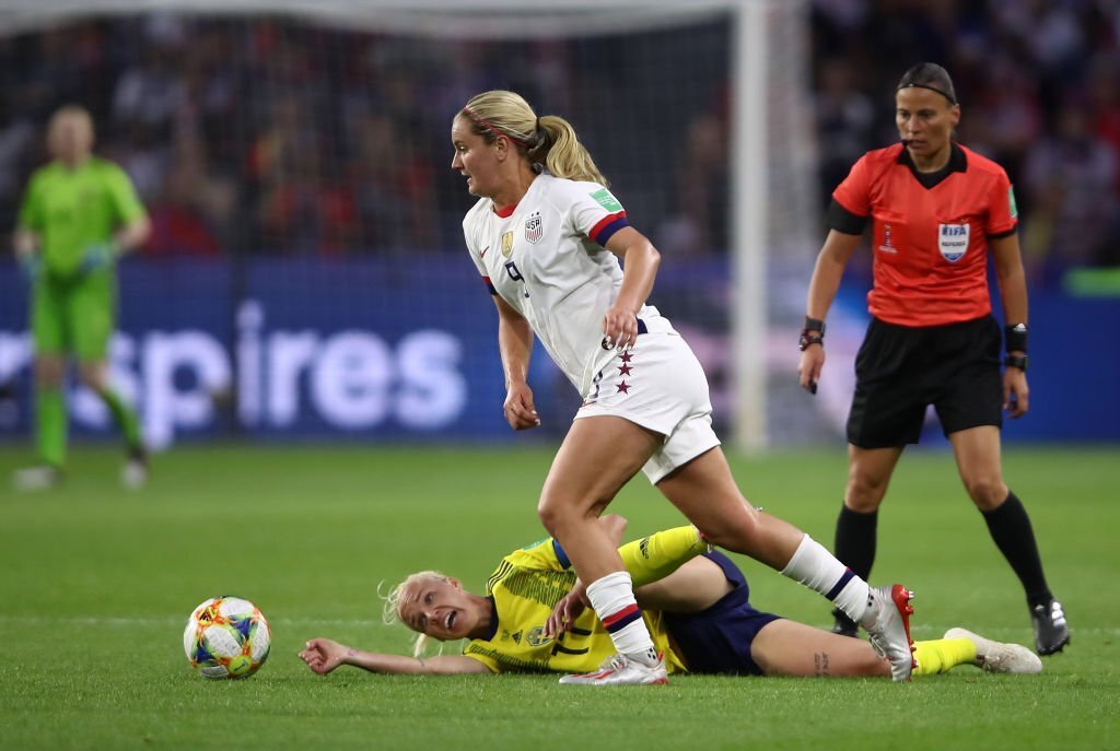 femmesfootnews's tweet photo. Le programme complet des huitièmes de finale :

🇨🇭 Suisse 🆚 Espagne 🇪🇸
🇯🇵 Japon 🆚 Norvège 🇳🇴
🇳🇱 Pays Bas 🆚 Afrique du Sud 🇿🇦
🇸🇪 Suède 🆚 États Unis 🇺🇸
🏴󠁧󠁢󠁥󠁮󠁧󠁿 Angleterre 🆚 Nigeria 🇳🇬
🇦🇺 Australie 🆚 Danemark 🇩🇰
🇨🇴 Colombie 🆚 Jamaïque 🇯🇲
🇫🇷 France 🆚 Maroc 🇲🇦

#FIFAWWC https://t.co/ZvVem9xWOw