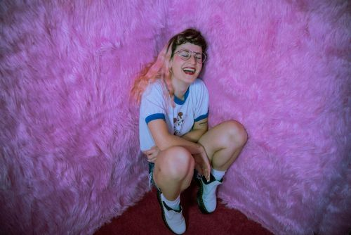 tecoapple's tweet photo. 🎧 DSCVR ON: Walter The Producer, Party Nails, Wicked Lights, Amelie Patterson e mais.

🔗 https://t.co/g9JtaJNUqq https://t.co/ExwOx8I0jW