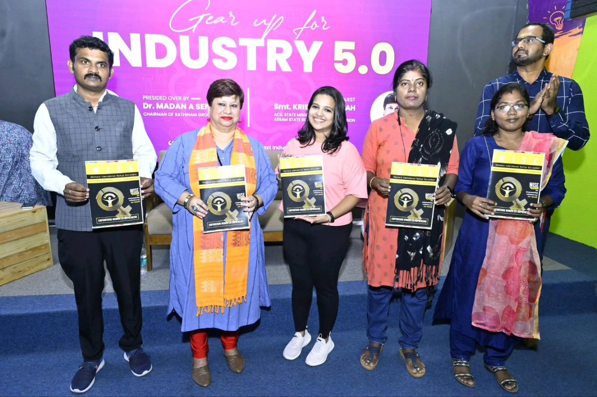AnbumaniDivya's tweet photo. Thank you WISE community and Rathinam College of Arts and science  for this prestigious Award 😊🫰💜

#womenentrepreneurs #womeninbusiness #womenempowerment #womensupportingwomen #wisewomen #award #coimbatore https://t.co/eVL4B36zgZ