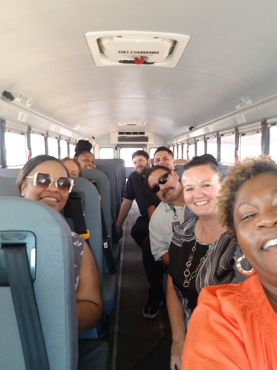 CerrissaB's tweet photo. Team building with our new teachers ‘MeccaStrong #manormustangs https://t.co/PPV12QS94u