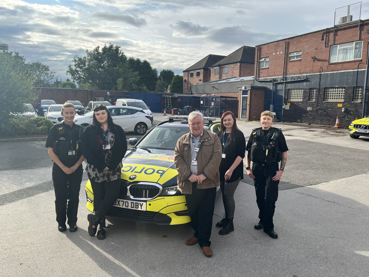 NeilCarrMPFT's tweet photo. A great visit with the Community Triage Team last night who are based at Cannock Police Station where @mpftnhs &amp; @StaffsPolice work in partnership for the benefit of the citizens we serve&amp;how we can improve outcomes ahead of the new Right Person, Right Care police initiative https://t.co/ZRMB2Fj4Cg
