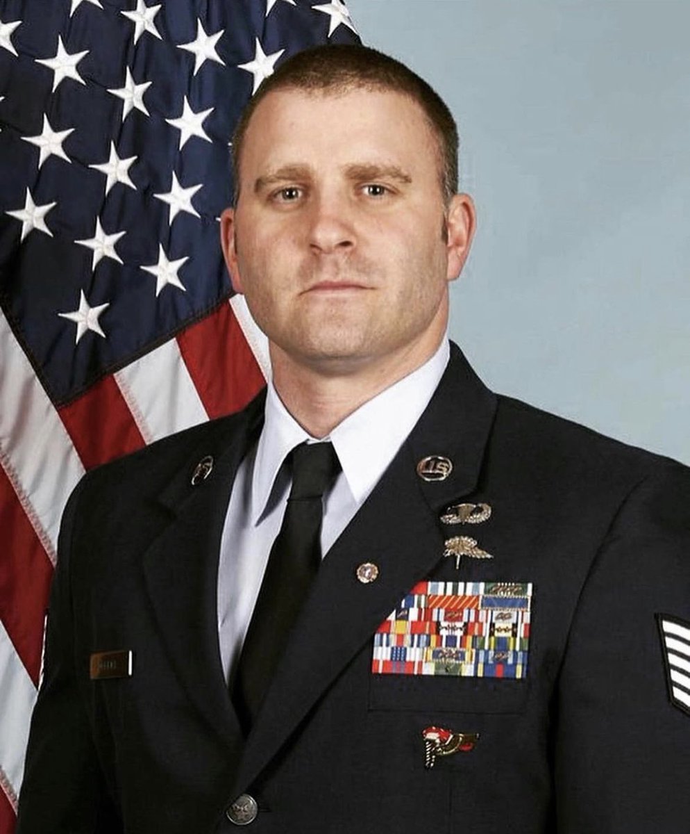 op_hawkeye's tweet photo. 8.3.2015 ~ TSgt Timothy Officer Jr πΊπΈ
#OpHawkeyeRemembers #TimothyOfficer #USAF #TACP #17thSTS #720thSOS #24thSOW #BronzeStars (2) #DeathOnCall
π https://t.co/LzKAWEef8i
π https://t.co/ODMNLHniMm
π° https://t.co/82JJb2BlKP
π° https://t.co/Si33iiwOPV
π₯ https://t.co/JyW1HQqszj https://t.co/468ArmpH7T