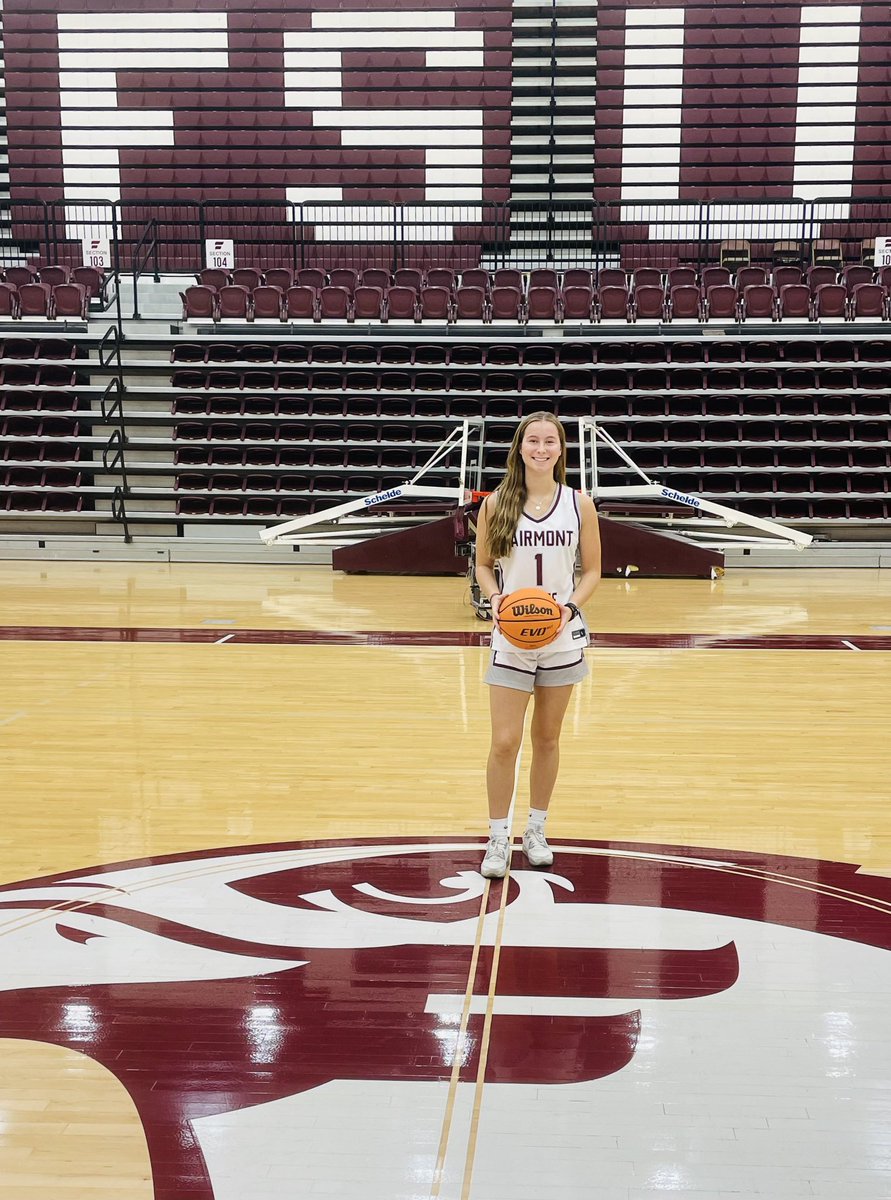 KendallBerger_2's tweet photo. So excited to receive an offer from @FairmontWbb. Thank you for this amazing opportunity! Shout out to all the fairmont coaches for an amazing tour. https://t.co/9sPdVOzSv1