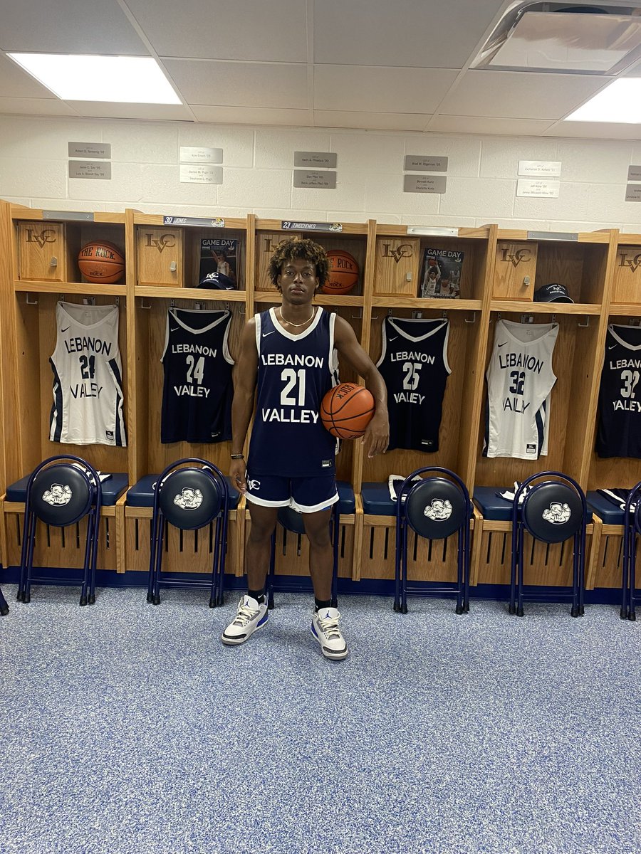 yeahdeuce's tweet image. Had a great time on my visit today at Lebanon Valley College. Thank you Coach Hope and the rest of the coaching staff for having me! @LVC