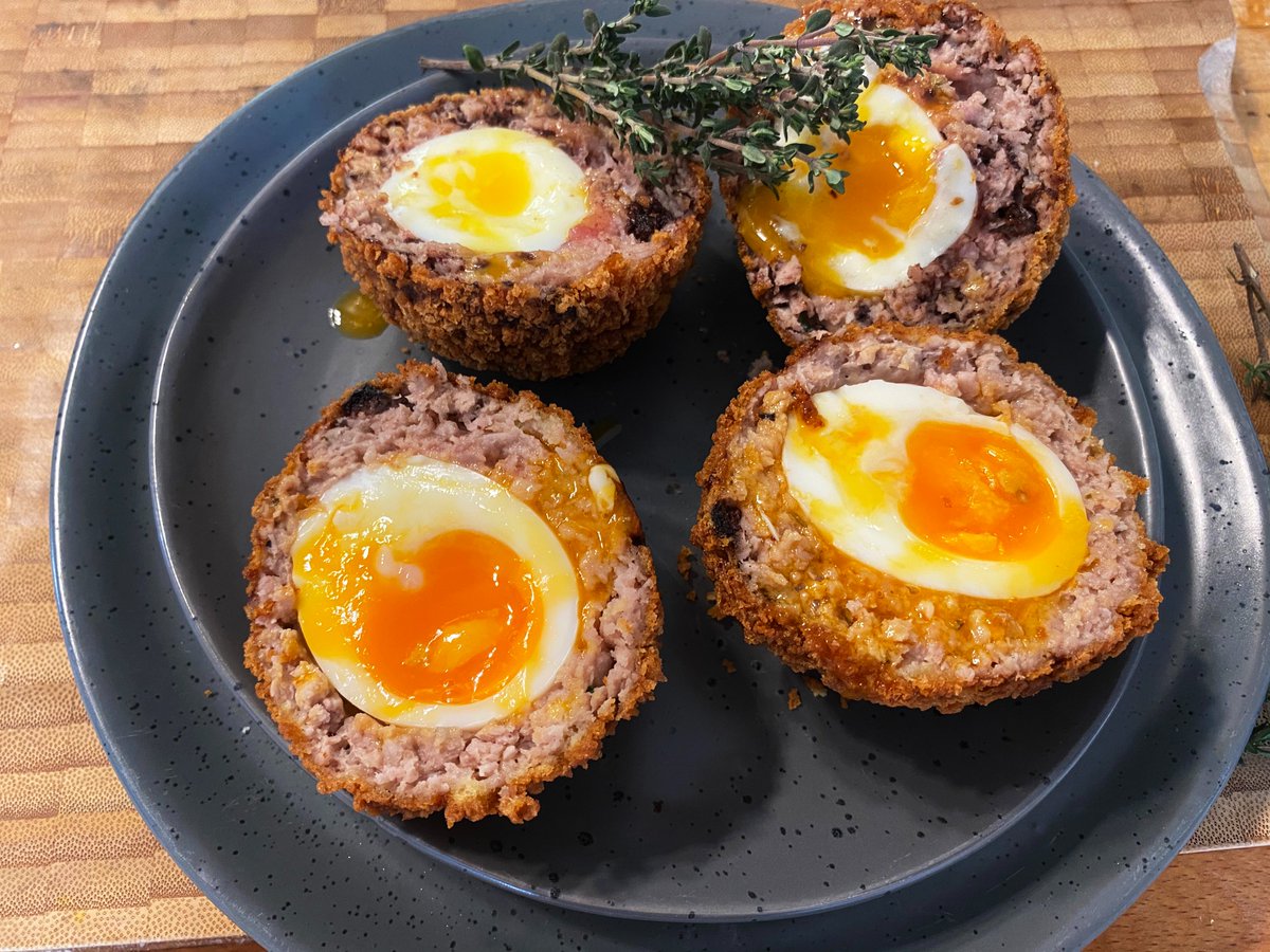 Porc_Blasus's tweet photo. Try something new this #AfternoonTeaWeek with these these melt in the mouth Perfect Yolk Scotch Eggs!
Some things are just better from scratch - and they're easier than you might think!
👉 https://t.co/Tlz9VRZ859
#tryporc https://t.co/Dmv2AJG8Mq
