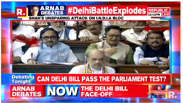 republic's tweet photo. #DelhiBattleExplodes | Will the opposition unity weather this storm? The Debate is now on-air. Tune in and fire in your views with the hashtag - https://t.co/tdhGJpd7Vf

#AAP #DelhiServicesBill #ArvindKejriwal #AmitShah #India #Arnab #ArnabGoswami https://t.co/uQTYDBs7Ha