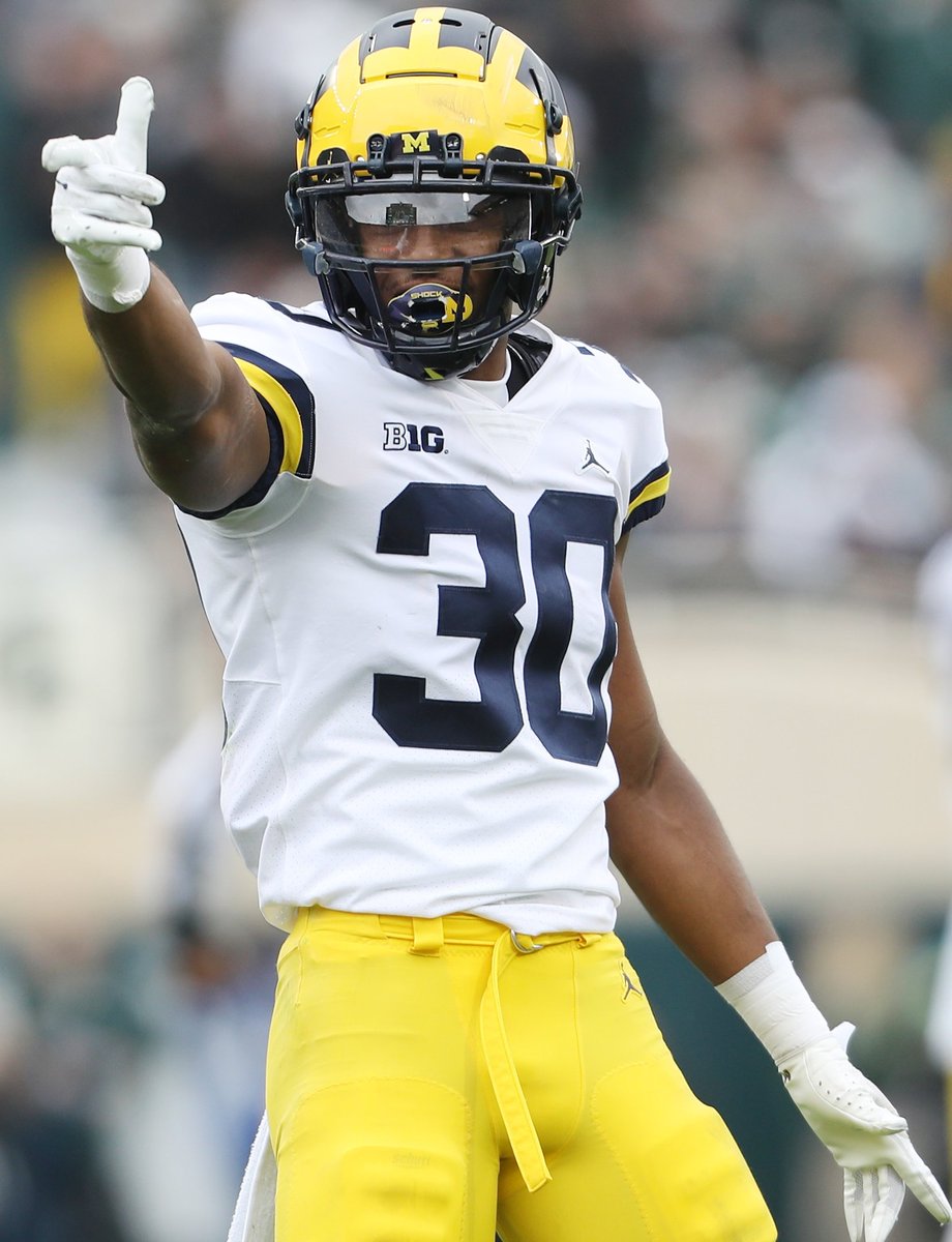RealGoBlueU's tweet photo. Only 30 Days Until Michigan Football Is Back! 〽️ #DaxtonHill #GoBlue https://t.co/eXAMsTaUzD