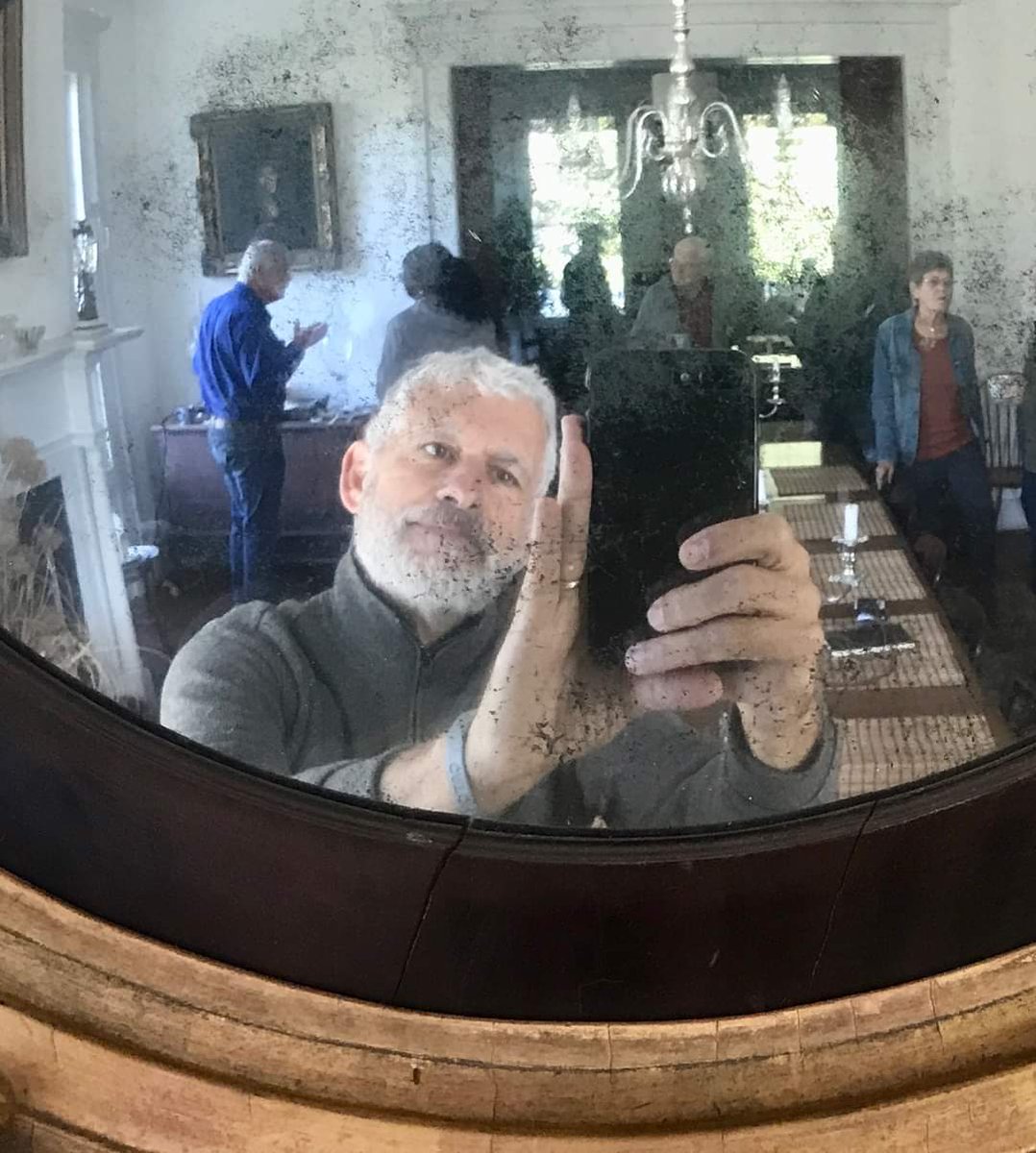 FlakPhoto's tweet photo. Hi All. A reminder that I'm talking with @patientletters about his work at @falllinepress and his newest publishing project on IG Live today at 1 pm CST/2 pm EST. Please join us if you can. You can set a reminder using this link. See you soon! RT 
https://t.co/mD0DGGSocD https://t.co/w9ahSRaqrv