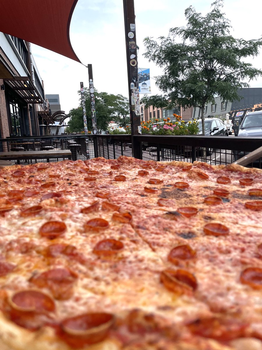 PPOV of DT COS

(pizza’s point of view of downtown Colorado Springs)