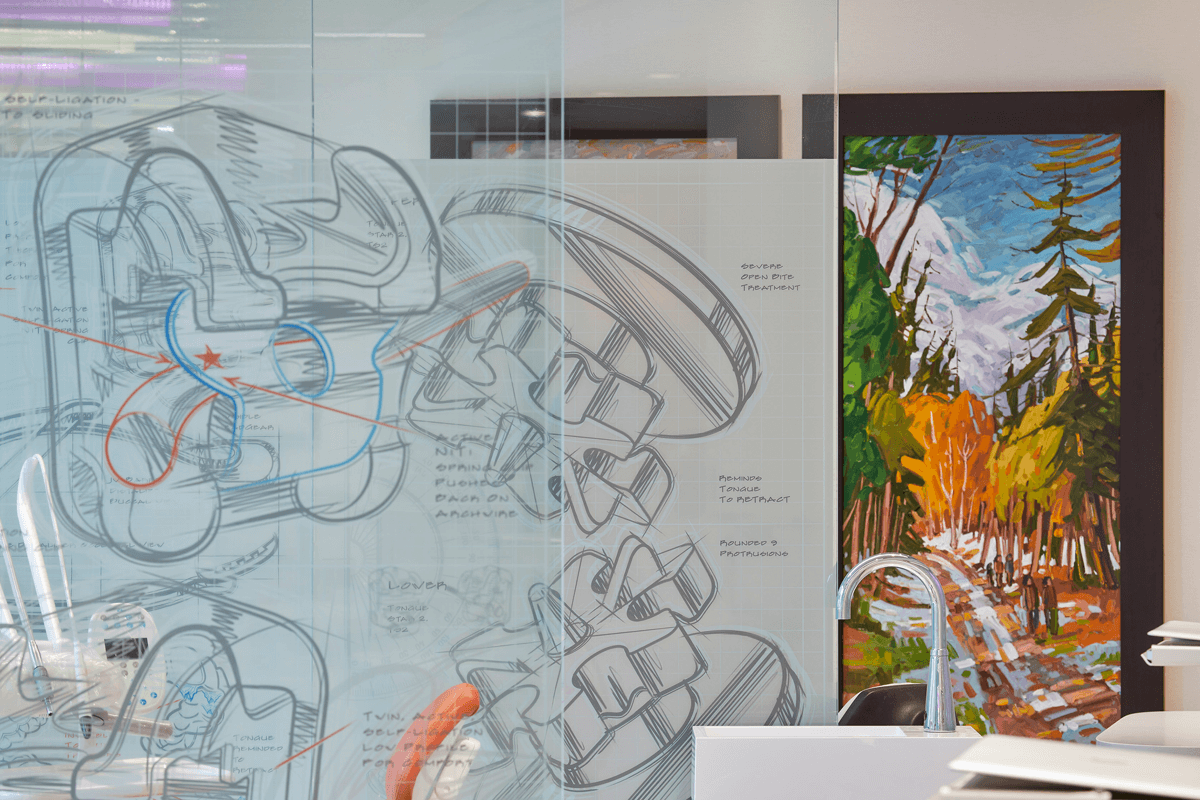 bortolottoarch's tweet photo. HIDE &amp; CHIC. I love how the #design for this project not only fulfills the need for an #efficient and #healthy #orthodontics clinic but also elevates the space through a refined design with playful, alluring moments. Not to mention the stunning #art collection. -XOT https://t.co/TprkCpUPdt