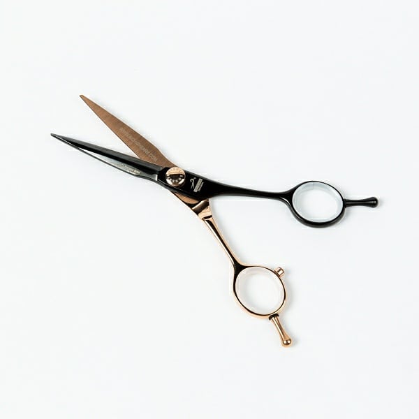 Aichi_Scissors's tweet image. Our Japanese Steel Shears provide a pleasant grip and are ergonomically designed to lessen strain over extended periods of usage.
#professionalscissors #barberscissors #barbershears #hairscissors #Hairshears #Shears #scissors #salon #hairdresser #hairstylist #haircut #Salonshears