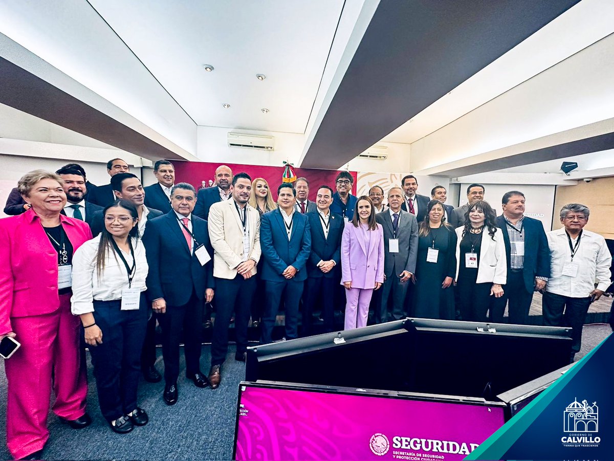 danielromou's tweet photo. El día de hoy asistí a la Primera Sesión Extraordinaria de la Asamblea de la Conferencia Nacional de Seguridad Pública Municipal 2023.

Agradezco a @claraluzflores, Secretaria Ejecutiva del Sistema Nacional de Seguridad Pública por la invitación. 

#TierraQueTrasciende https://t.co/eixFXQj0OG
