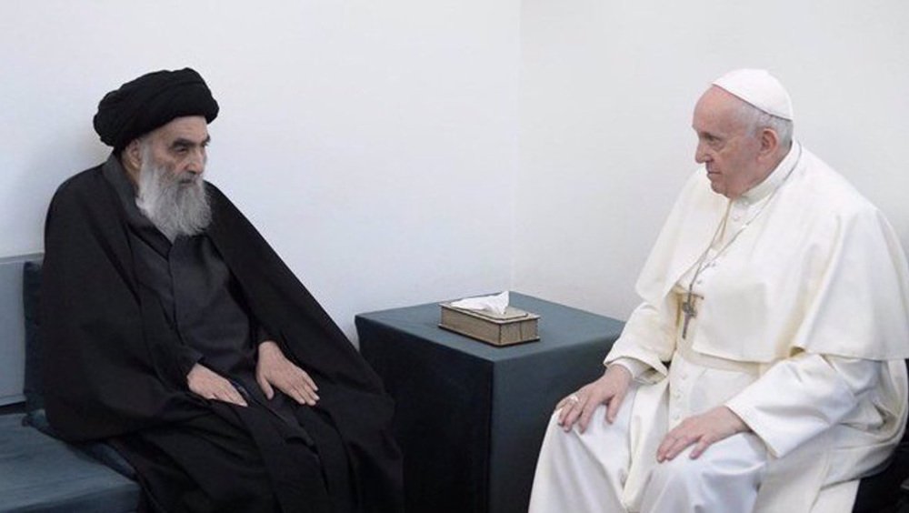 IranDailyWeb's tweet photo. In letter to Pope, Ayatollah Sistani urges ‘concerted efforts’ to promote respect among followers of religions
#QuranBurning #Quran #AlQuran
#FreedomOfExpression #FreedomOfSpeech
#MuslimChristianUnity #ChristianMuslimUnity https://t.co/mq4HnDP5up