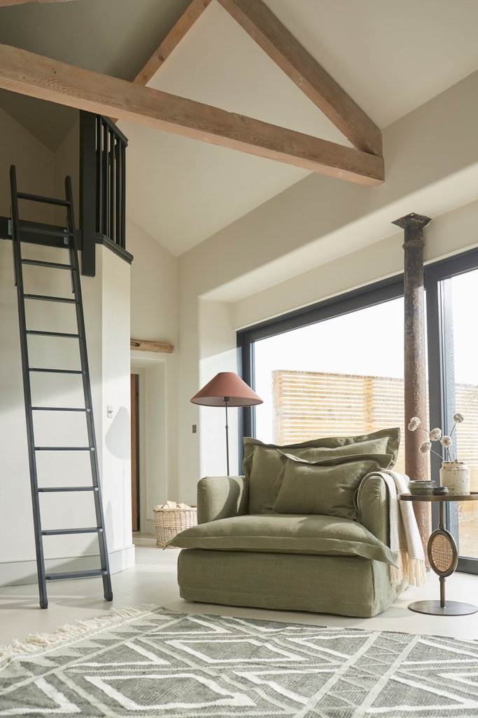 tetradsofas's tweet image. Green of the Crop 💚 

Embrace a lighter style with the Ava snuggler in Beatrice Olive.

Design your Ava here: bit.ly/3Y95Qlg

#tetradsofas #loosecoversofas #ava #snuggler #sofas #loveseat