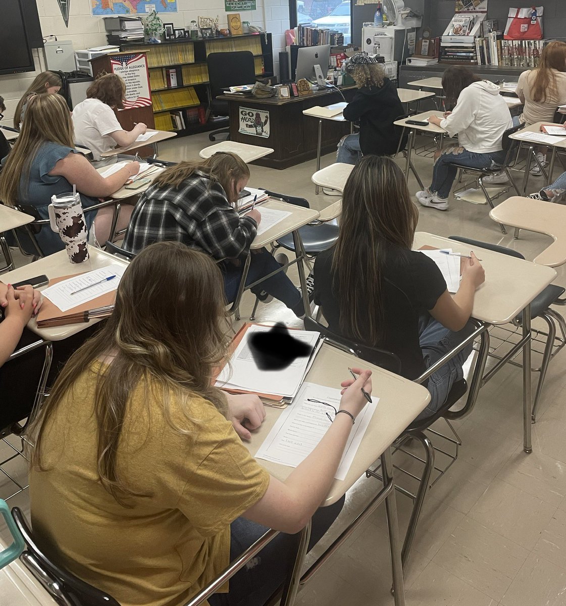 JRVanHoose's tweet photo. Great day with the 2023-24 Johnson Central freshman students at our “Empower Academy.”
Getting them introduced to our @BarrCenter Program and the benefits of building positive relationships as well as using real-time data to provide support to them! We even got to do an I-Time! https://t.co/VlLaZTibML