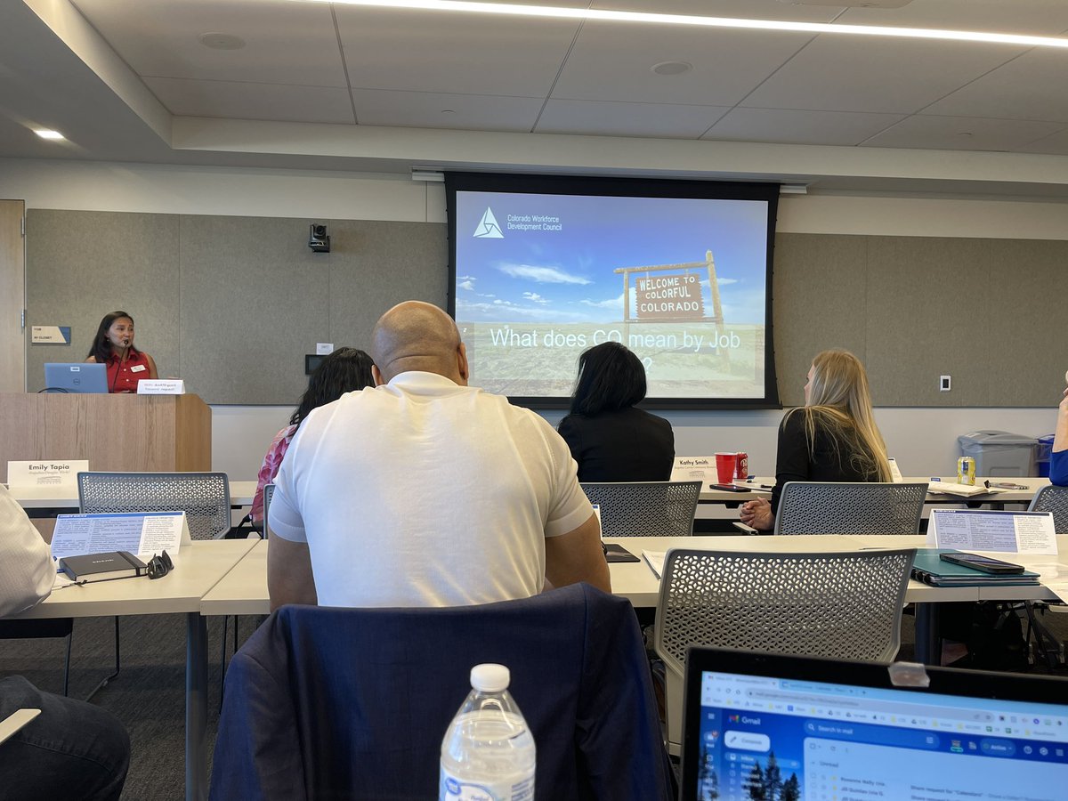 Dana Levesque tweet media